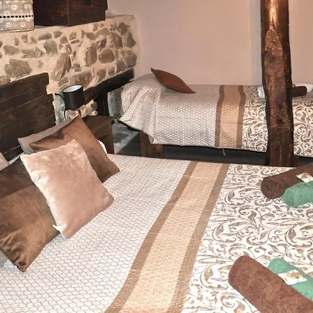 La Cantina Paredes *