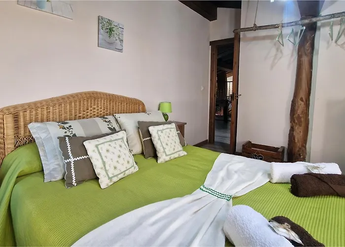 La Cantina Paredes *